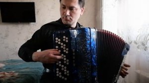 "Эх, ярый сез бар якын дусларым". Из репертуара Салавата Фатхутдинова.