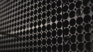 Крутая панель для инструмента к верстаку