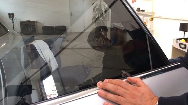 Тонировка бокового стекла без разбора обшивки, Audi A6 4F.