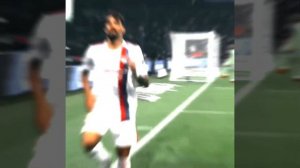 Танец весельчака Лукаса Пакета | #футбол #танцы