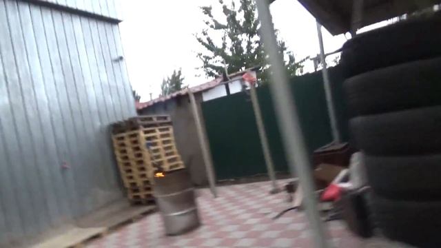 Что если баллон с краской кинуть в костер?
