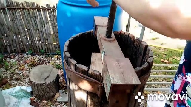 Приготовление домашнего вина.(следующий этап) смотреть онлайн