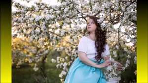 У  КРЫЛЬЦА  ВЫСОКОГО. Авторская песня Константина Медведева. исп женское трио.