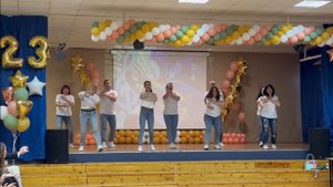Танец родителей на выпускном вечере в 11-ом классе .