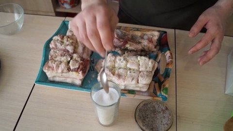 КАК ЗАСОЛИТЬ САЛО! (без рассола!!!) СУХОЙ ПОСОЛ, СОЛЕНОЕ САЛО! Сало по домашнему.