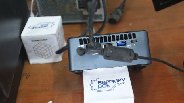 Intel NUC Core i3 Mini PC Intel NUC813BEH смотреть онлайн