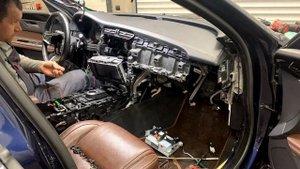 Установка торпедо Jaguar XF (часть 4) или как восстановить машину после аварии