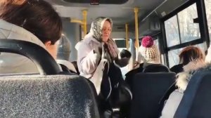 Типичная бабушка в автобусе РЖАЧ!!!