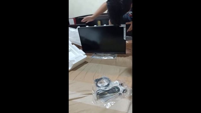 แกะกล่อง Unboxing ASUS VA32UQ จอคอม 4K 32นิ้ว ราคา 9990 смотреть онлайн