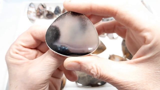 "МОХОВЫЙ АГАТ " КОЛЬЦА И ПОДВЕСЫ " СЕРЕБРЕНИЕ " смотреть онлайн