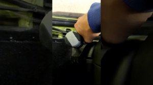 Toyota Sienta hybrid снять сидения второго и третьего ряда.