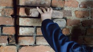 Старый кирпич , тонкий кирпич для реставрации.