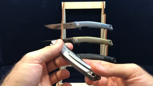 Holy Runes S35VN от Fat Dragon смотреть онлайн