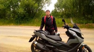 BMW C400GT. Немец на азиатской территории.