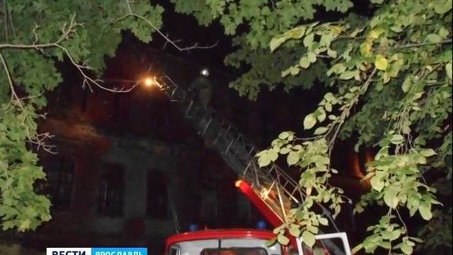 В поселке Песочное Рыбинского района горел бывший фарфоровый завод