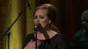 Set fire to the rain - Adele Live.flv