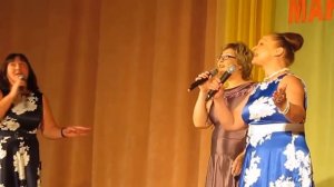 Сегодня  праздник  у  девчат=Трио  Вдохновение