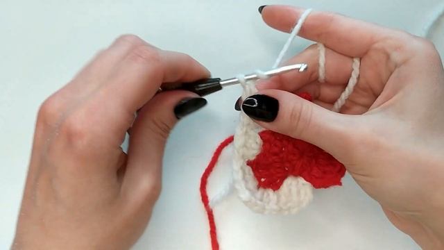 МК №1: Сердечко в бабушкином квадрате крючком. (вариант д/левшей) смотреть онлайн