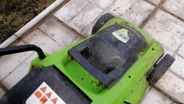 ГАЗОНОКОСИЛКА электрическая 1200w GREENWORKS/ ВО ЧТО ПРЕВРАТИЛАСЬ ЗА 2 СЕЗОНА?! смотреть онлайн
