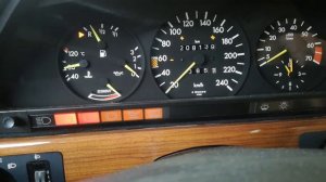 Warme herstart Mercedes-Benz 300SE (W126)