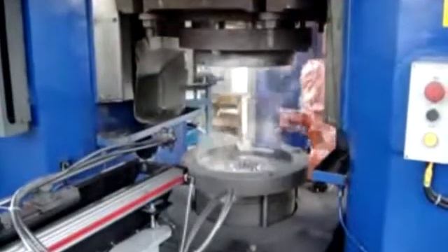 Автоматическая смазка и охлаждение прессформ