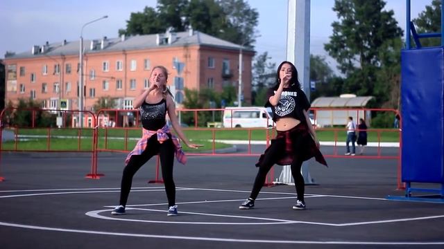 REGGAETON KID DANCE - DON OMAR - DOBLA RODILLA - LIZA (13 years) #BEONEKIDS смотреть онлайн