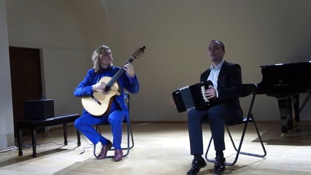 Roman Zorkin& Ivan Talanin plays tango "Canaro in Paris"