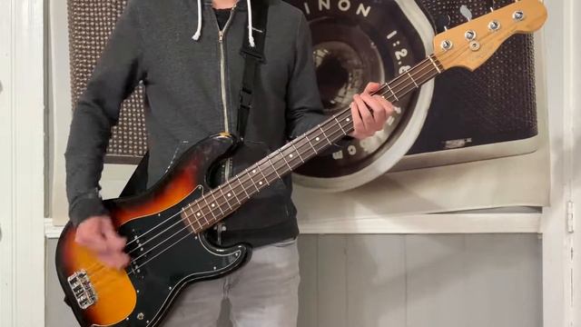 My Chemical Romance - To The End Bass Cover смотреть онлайн