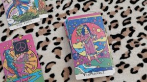 Обзор Groovy Waite. Таро Хиппи