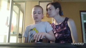 Учимся и играем на пианино с Даней. Королькова И.С., "Крохе-музыканту", нотка До, "Андрей-воробей".