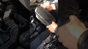 Замена воздушного фильтра Mercedes-Benz W-212