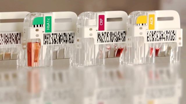 Анализатор гликированного гемоглобина HbA1c  Afinion™ AS100 (Alere), Glycated Hemoglobin Analyzer