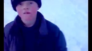 Вот и помер дед максим))))   Исполнение малыша))))