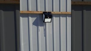 Светильник светодиодный на солнечной батареи