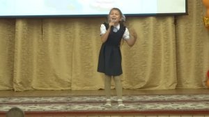"Мальчишка из 8б" Софуля поёт на День учителя