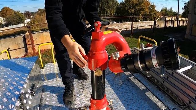 АЦП EN 1846 S 1 6 5000 103000 2 Подача верхнім лафетним стволом