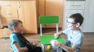 Игра каменные лица от Артёма и Вани!