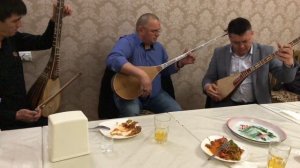 Satar & Dutar & Tambir, Uygur instruments. Сатар & Дутар & Тамбир, Уйгурские инструменты