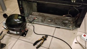 Холодильник Вирпул  сильно гудит компрессора