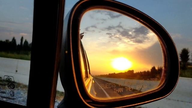 Узбекистан. Ферганская область. Аисты. Закат. Uzbekistan. Fergana Valley. The Storks. Sunset. 2022