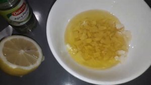 Соус к рыбе ,морепродуктам. Быстрый натуральный соус за 10 минут.Убирает запах рыбы. Чесночный соус