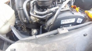 How to remove the Volkswagen Crafter fuel rail / Как снять топливную рампу Volkswagen Crafter