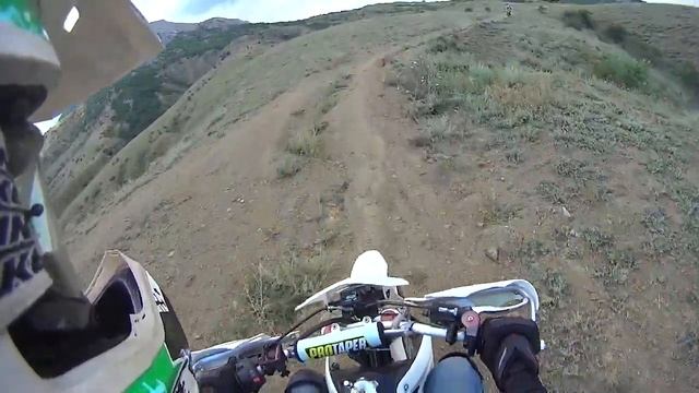 Крым, Лисья Бухта. Поездка на питбайках на родник смотреть онлайн