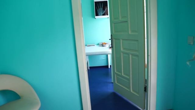 Masal and Öykü pretend play jobs career & profession - fun kids Video смотреть онлайн