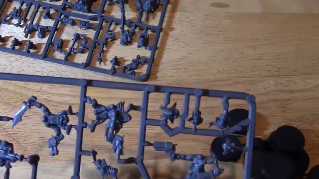 Ork Gretchin Unboxing Whats on the Sprue смотреть онлайн