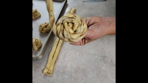 Rulla Pulla Swedish Kanelbullar Buns,  How To Shape