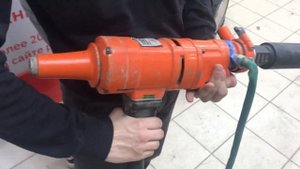 Дрель алмазного бурения