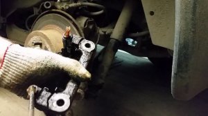 ремонт закисшего суппорта и замена колодок ниссан кашкай