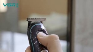 ТРИММЕР для волос, бороды и усов VGR V-055