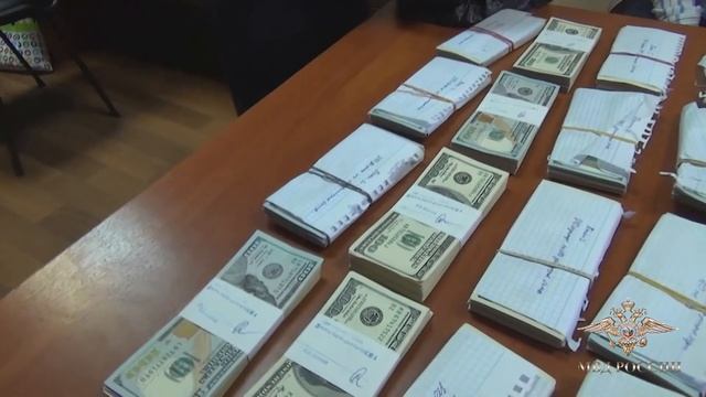 Кража сумки с 210 000 USD в Москве, аэропорт Внуково смотреть онлайн